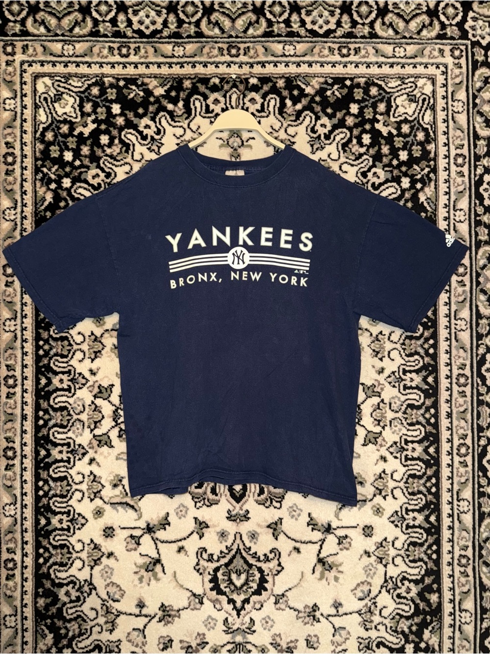 Vintage Adidas Yankees t shirt